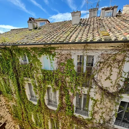 Дом отдыха Navona Fox House 1 *
